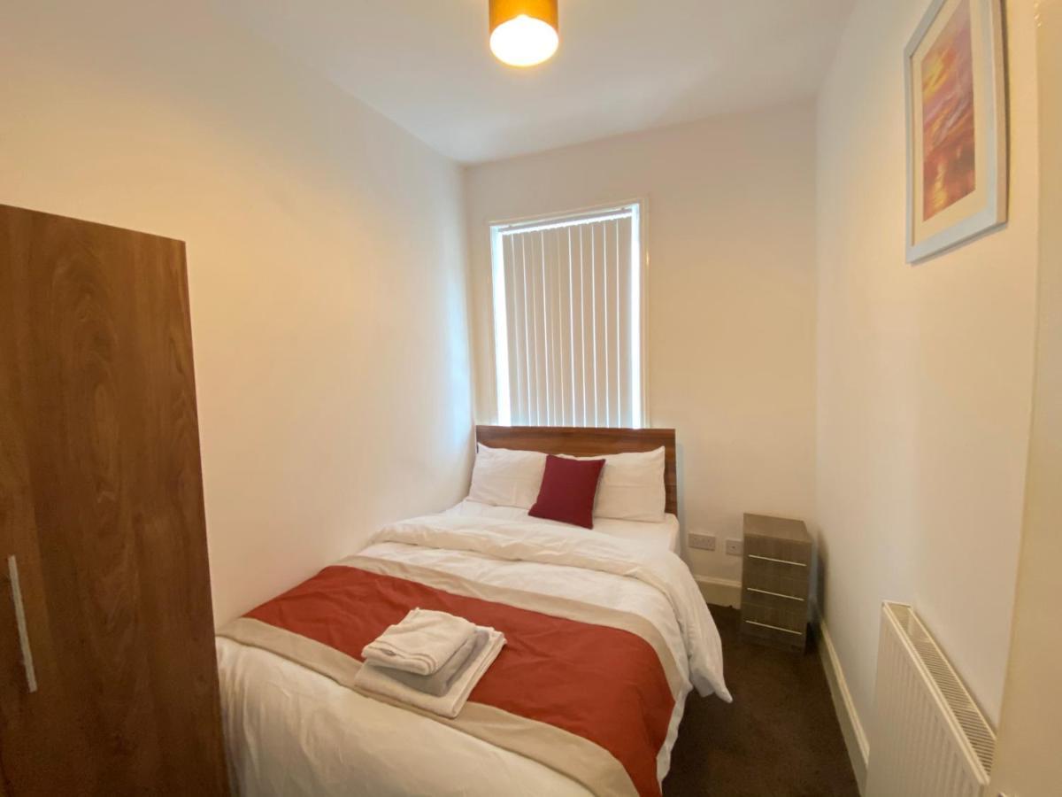 Warwick Street Professional Lets Apartment Нюкасъл ъпон Тайн Екстериор снимка